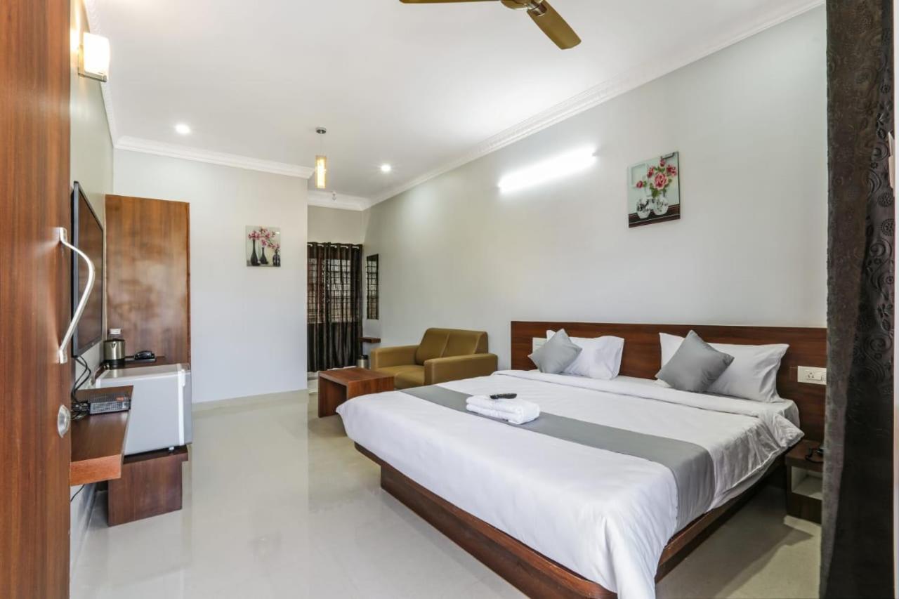Hotel Gateway Suites Bangalore Airport Yelahanka Exterior photo